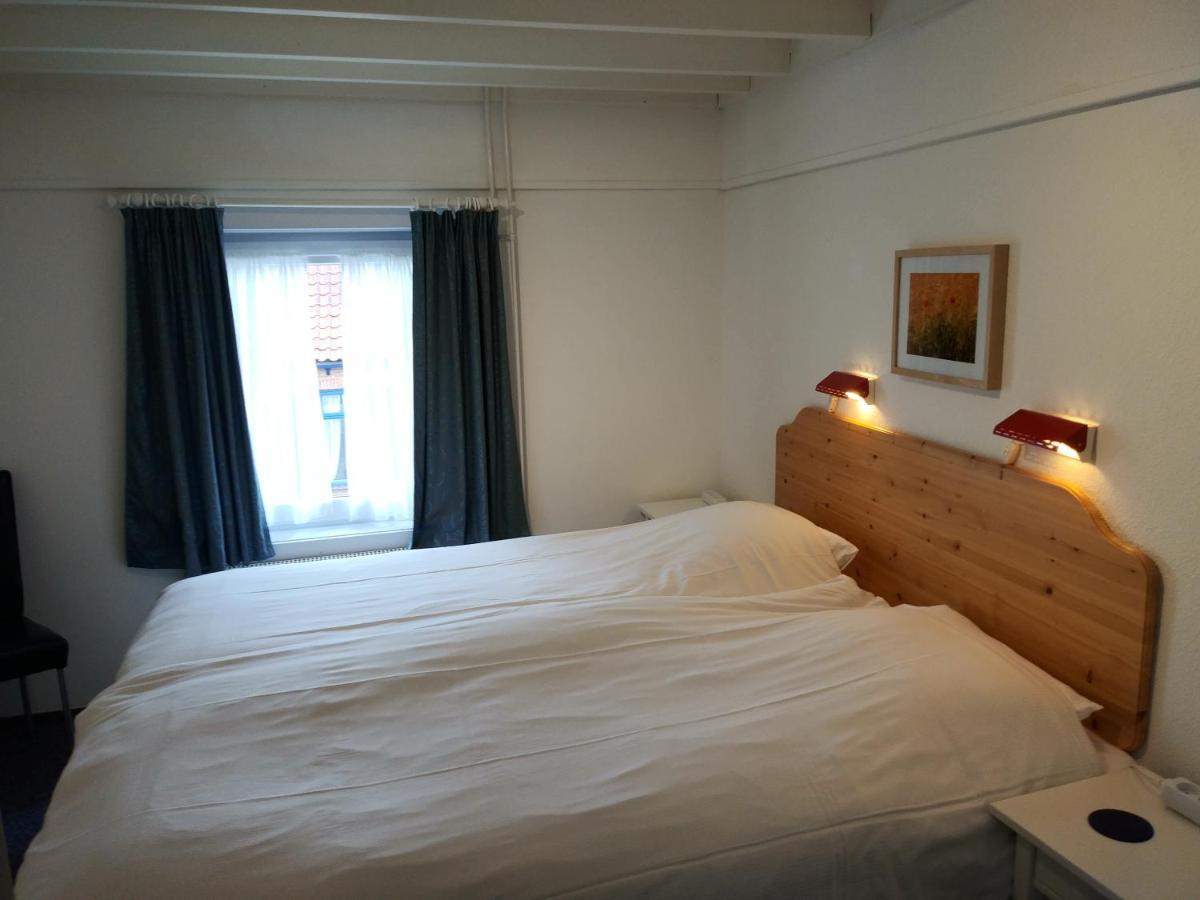 Bed and Breakfast De Kersentuin Nieuwvliet Exterior foto
